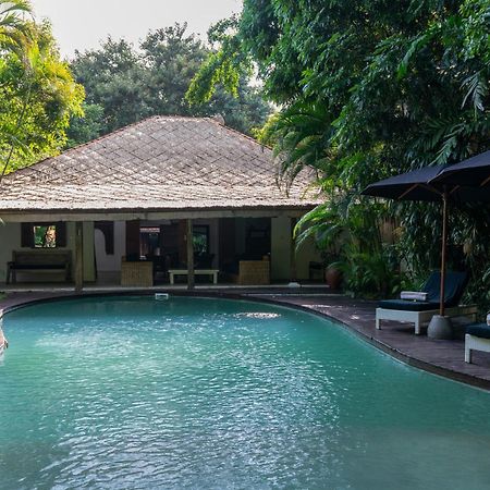 The Gardens Seminyak Hotell Exteriör bild
