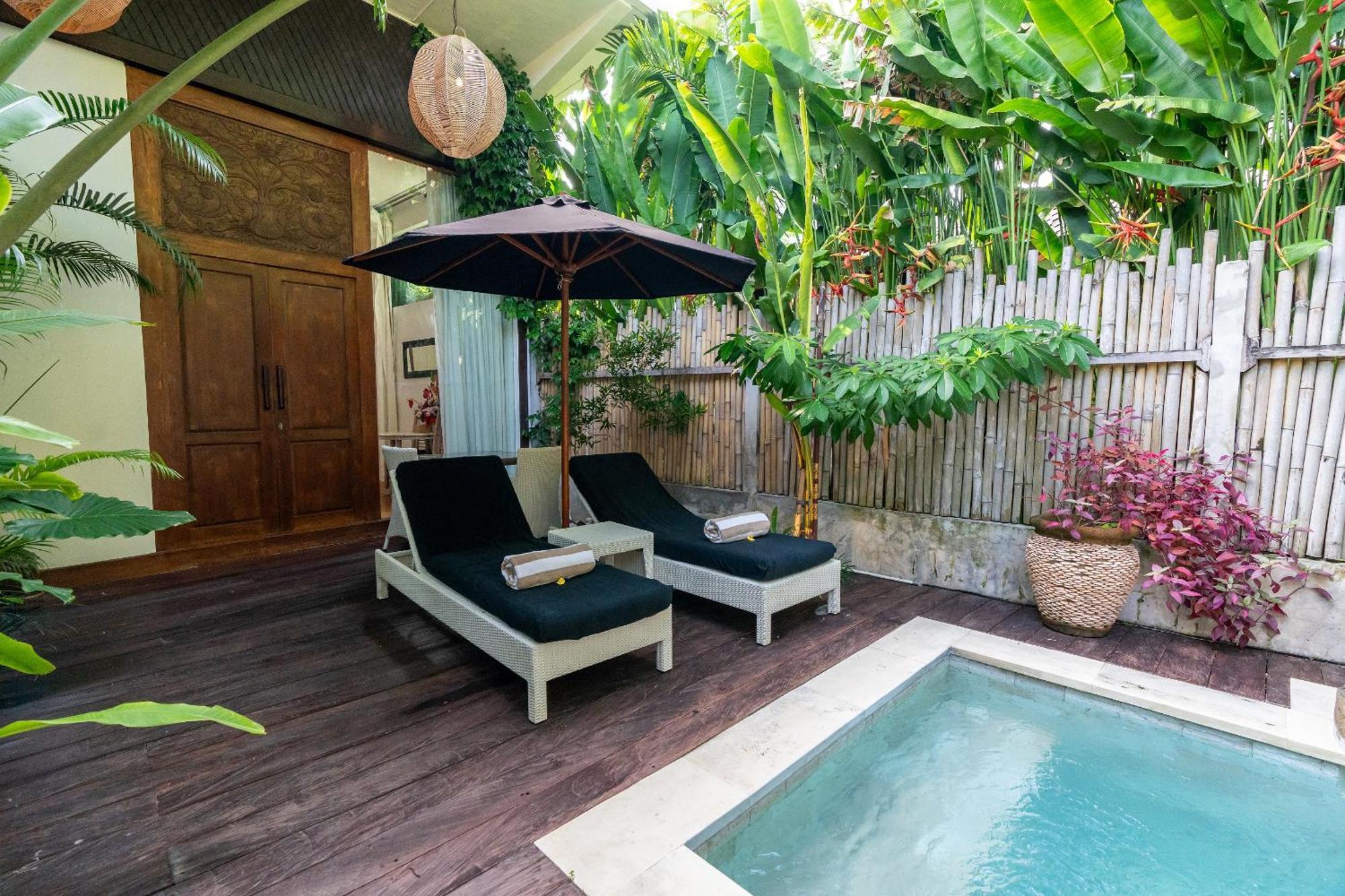 The Gardens Seminyak Hotell Exteriör bild